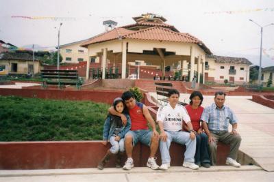 Familia Arbildo, sinónimo de Aprismo en Rodríguez de Mendoza.Departamento de Amazonas,Perú.